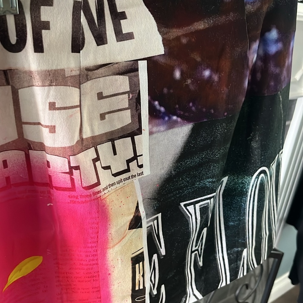 Desigual Slim Newspaper Mini Skirt - Picture 12 of 16